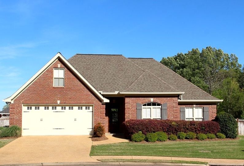 1st image of 107 Laurel West Cv