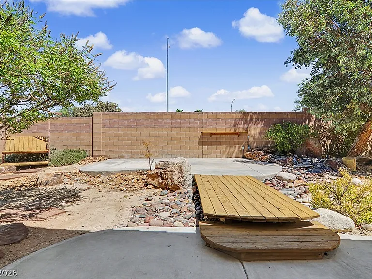 4516 Sea Dream Ave — Photo 39