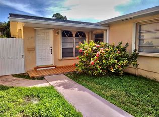 3304 SW 23rd St, Miami, FL 33145