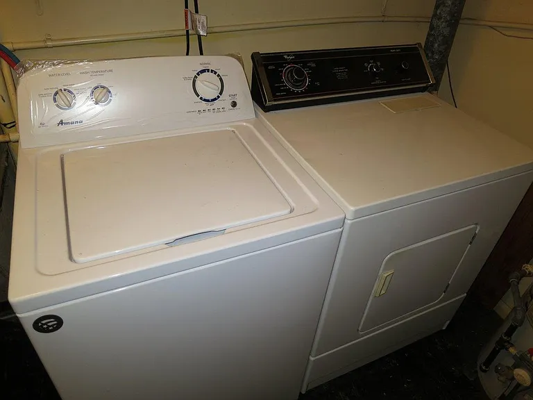 Gas dryer included. You may bring your own washing machine or one can be provided by the landlord. (Pictured washing machine was owned by the previous tenant.)