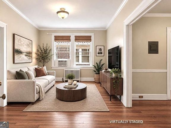 3rd image of 1111 Briarcliff Pl NE APT 6