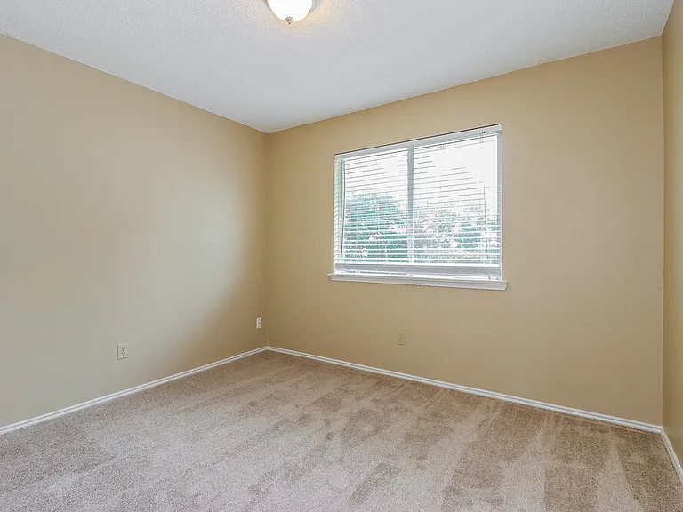 6309 Brookmont Ct — Photo 12