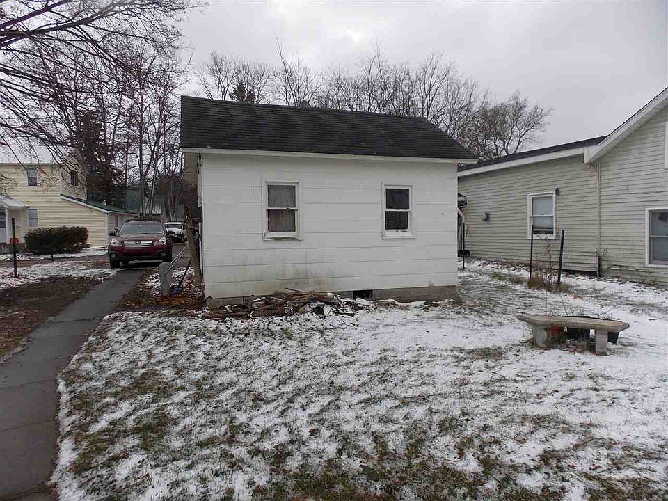 146 E Sheridan St Petoskey, MI Zillow