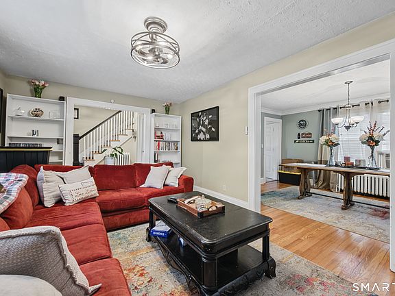 4th image of 50 Nepaug Street