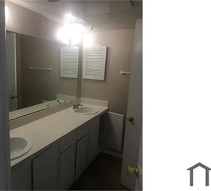 3 bed, 1274 sqft, $1,050 — Photo 3