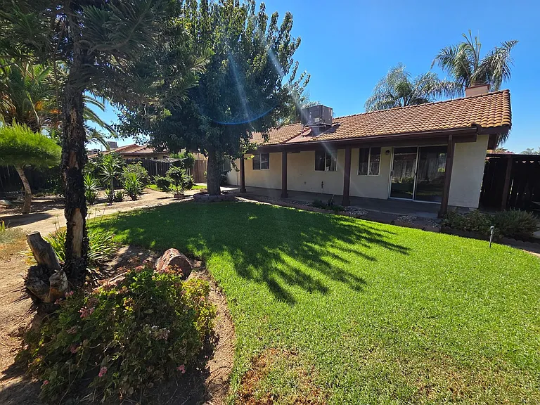 550 Black Oak Ave — Photo 14