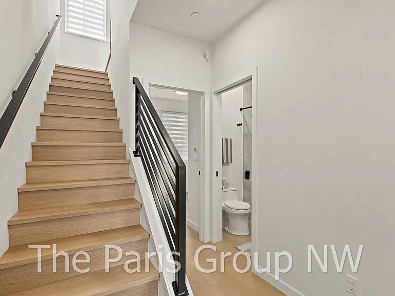 8453 Delridge Way SW — Photo 14