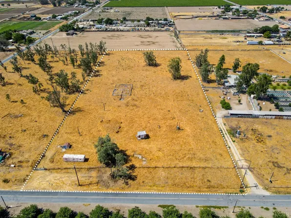 13272 Avenue 72, Earlimart, CA 93219