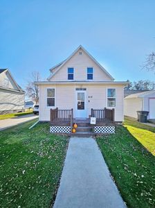 412 2nd St SE, Rugby, ND, 58368