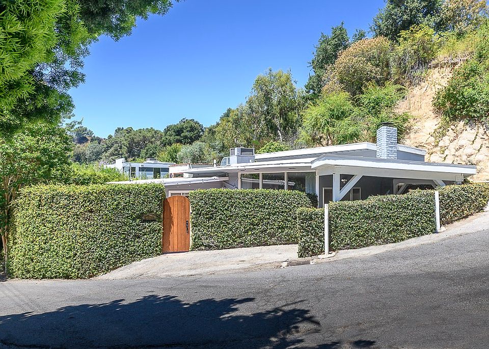 Exterior Street View