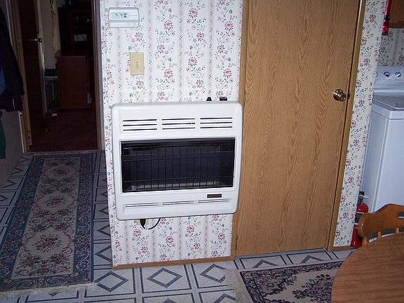 5th image of 1224 Vista Dr