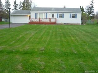 5420 Grauer Rd, Niagara Falls, NY 14305