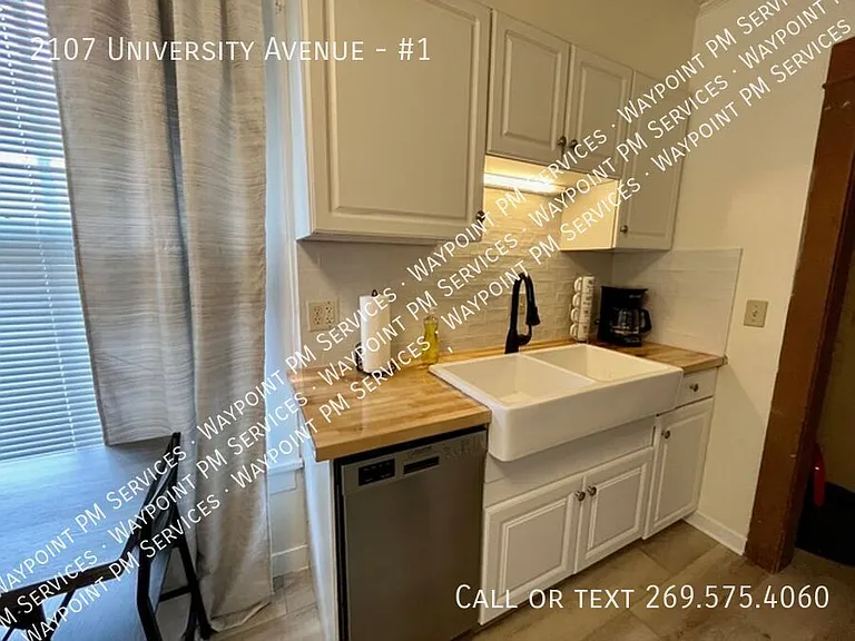 2107 University Ave #1 — Photo 6