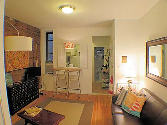 Rented by Glasser Realty LLC