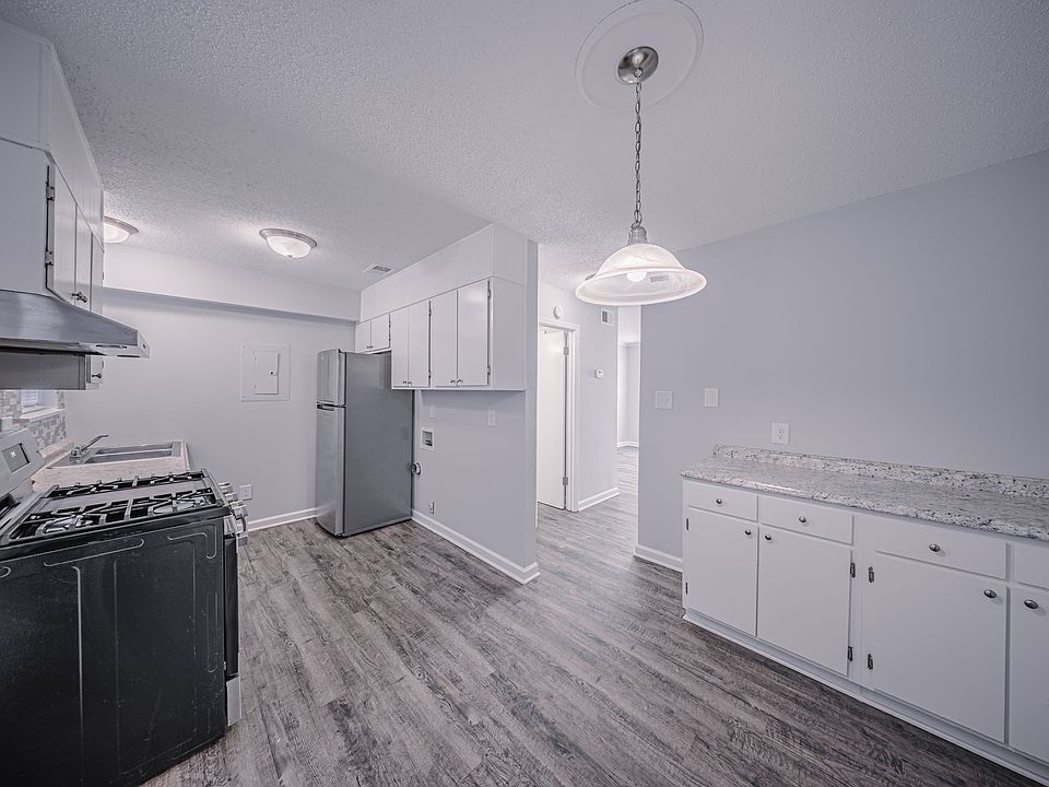 1st image of 2870 Personality Pkwy SW #24-32