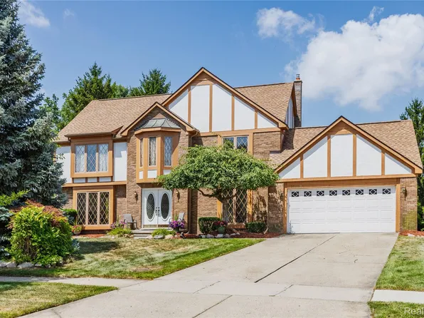 19357 Gary Ln, Livonia, MI 48152