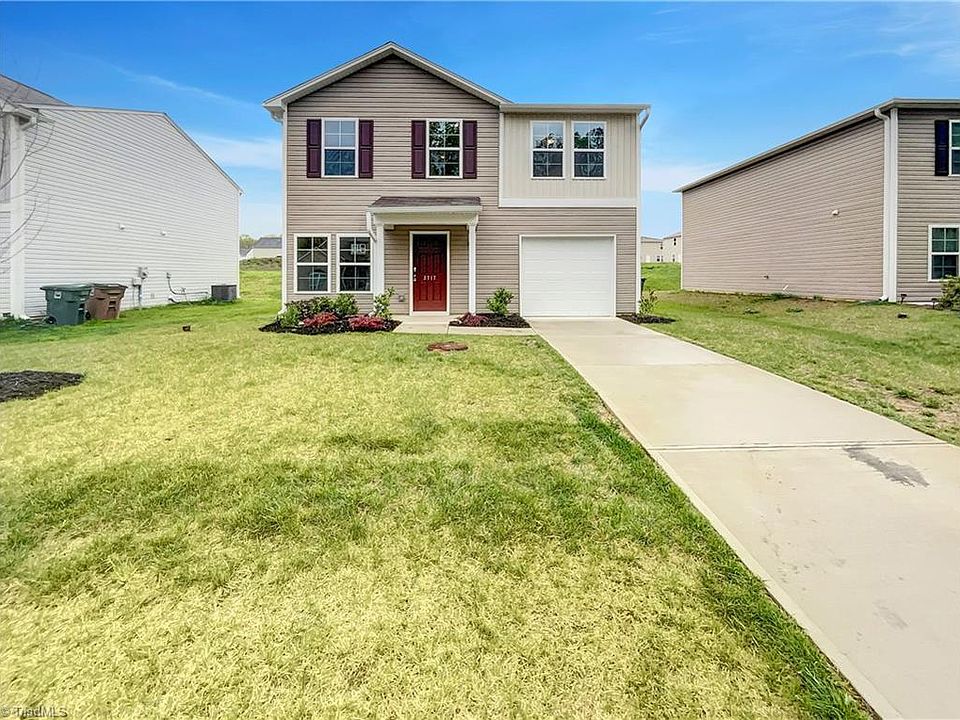 1st image of 3717 Desmond Dr