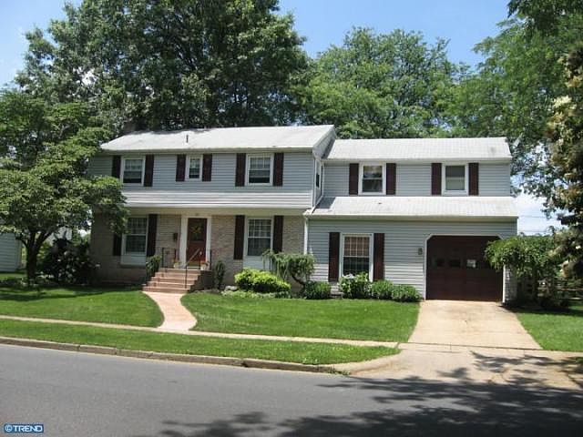1st image of 22 Vista Rd