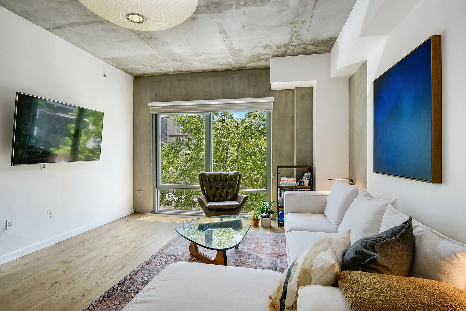 1 bed, 873 sqft, $3,100 — Photo 4