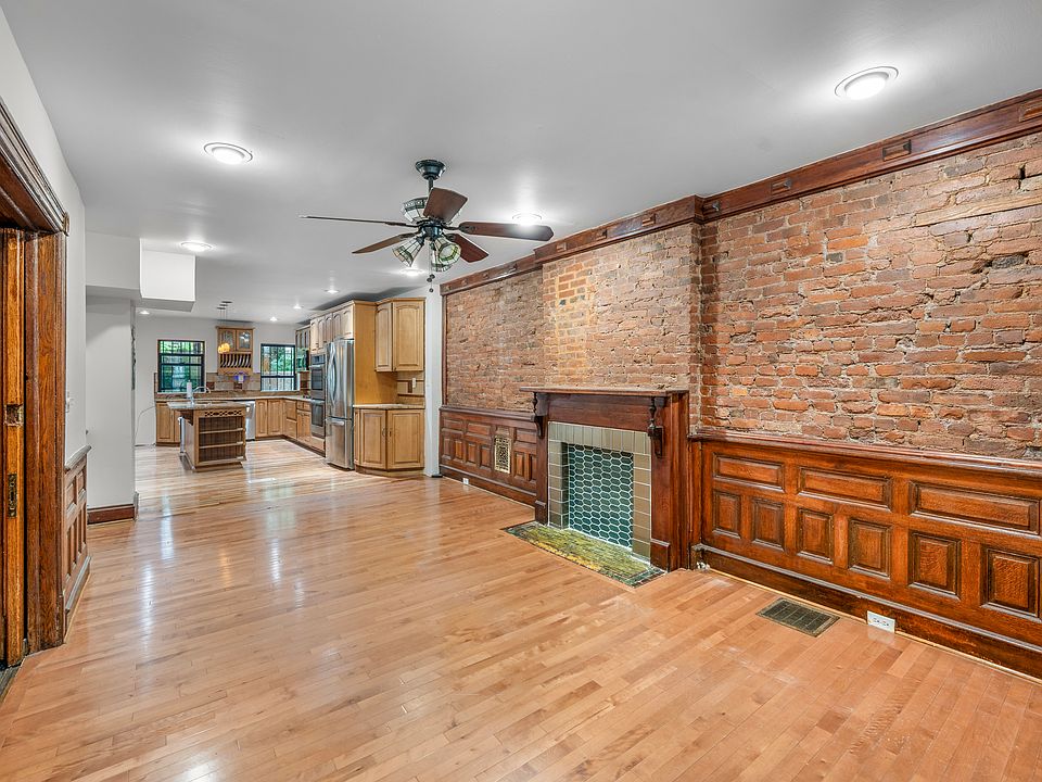 1st image of 574A Macon St #1FR