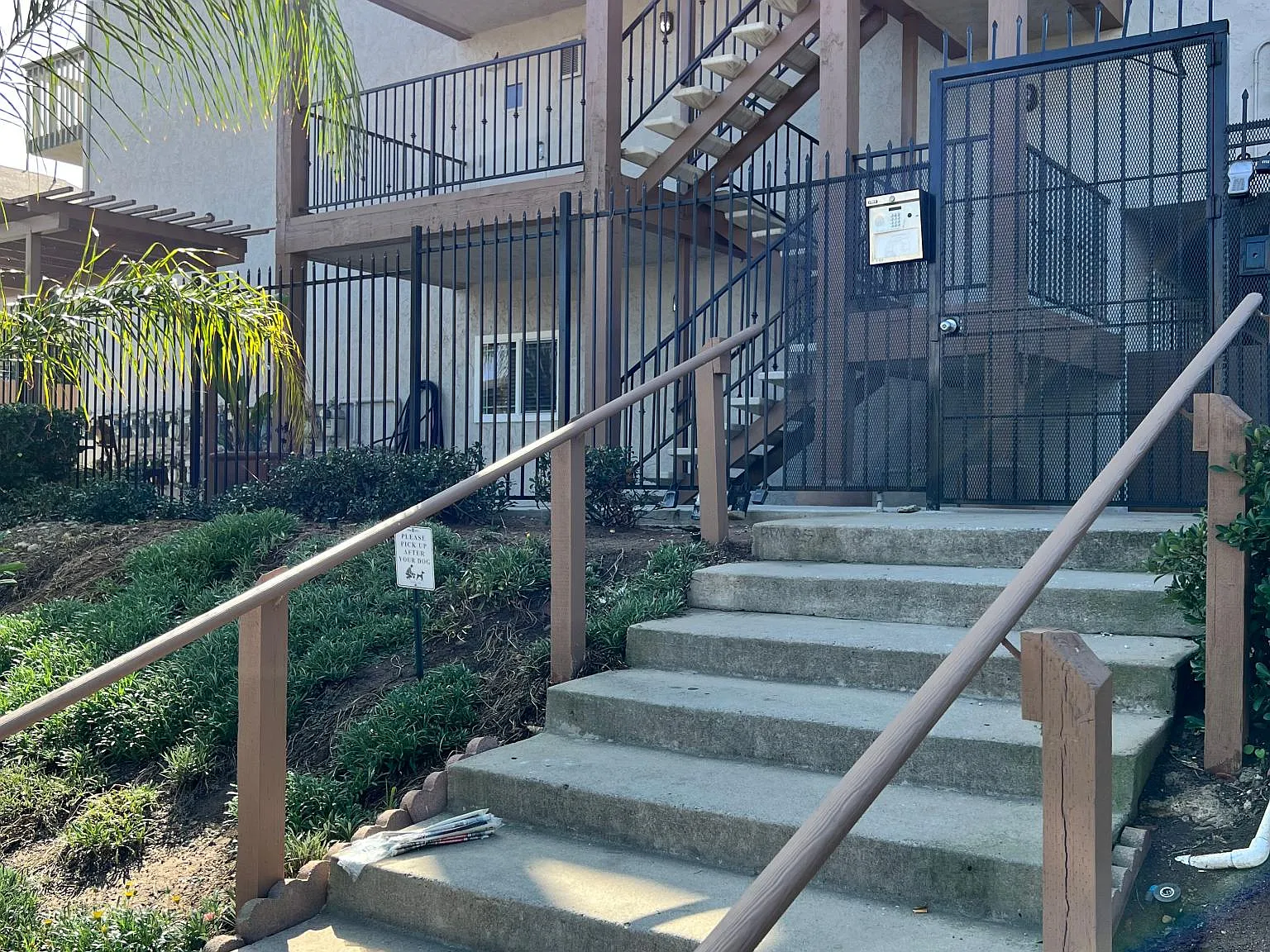 1 bed, 500 sqft, $1,900 — Photo 2