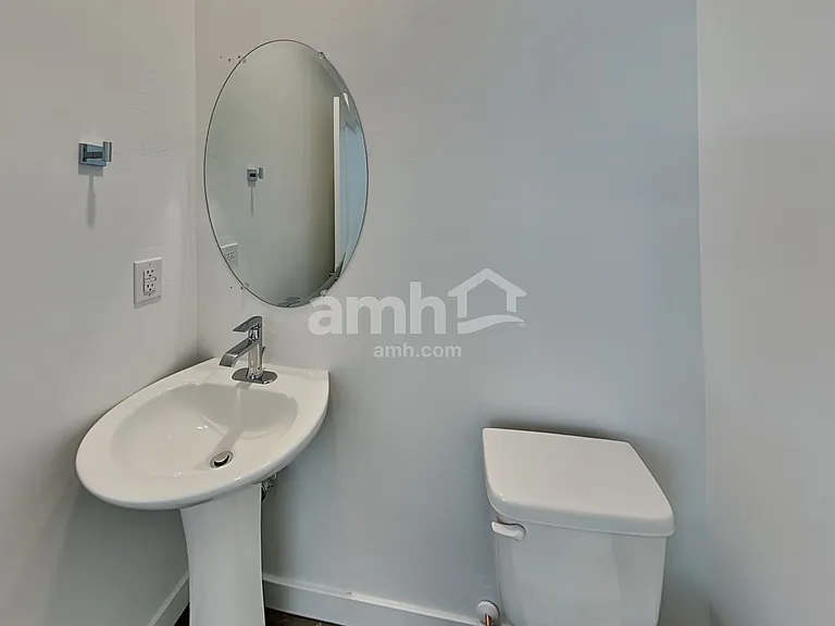 6306 W Calle Bilboa — Photo 7
