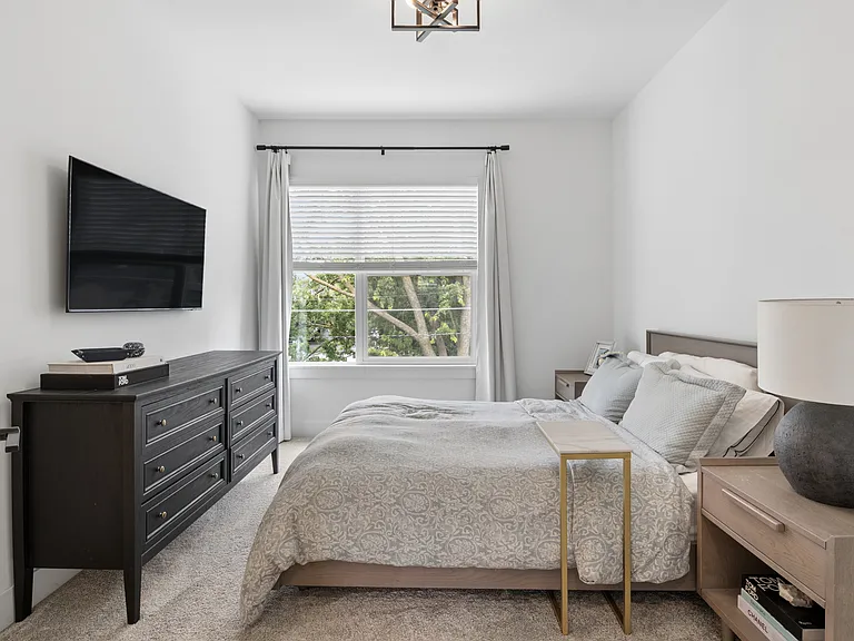 2133 Coretta Way — Photo 12
