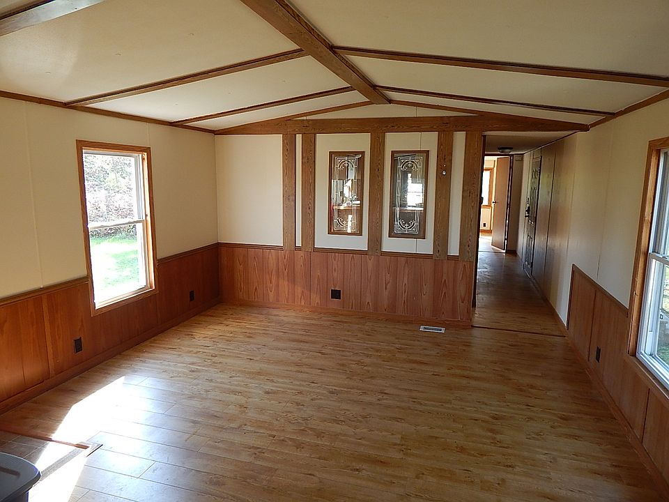 Lot 3 - Living Room