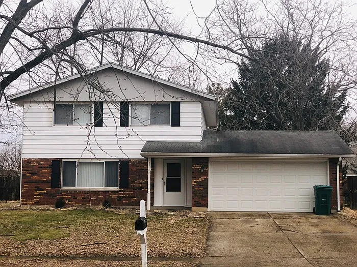 7960 Kimmel St photo 1
