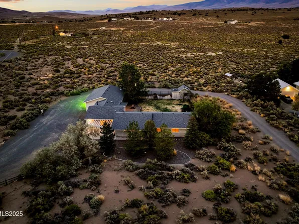 11 Audrey Dr, Mound House, NV 89706