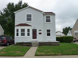 8223 Superior Ave, Center Line, MI 48015