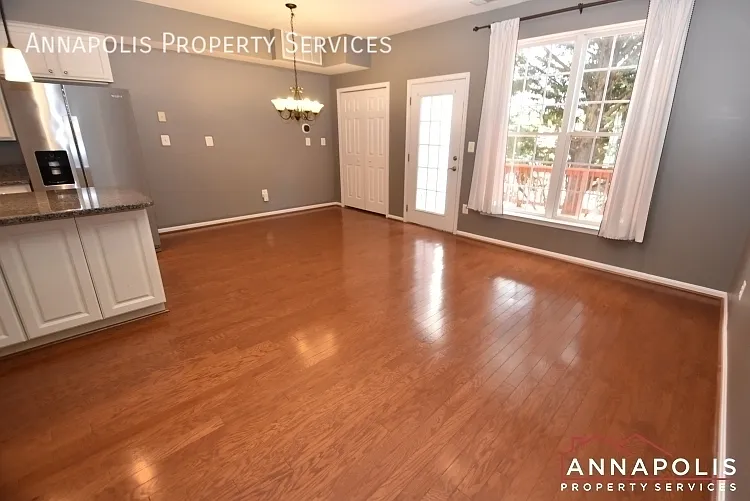 37 Harbour Heights Dr — Photo 6