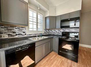 378 Park Pl #1, Woonsocket, RI 02895