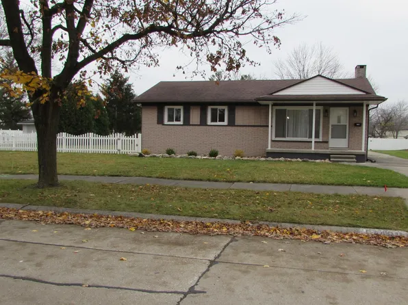 17486 Poplar St, Riverview, MI 48193