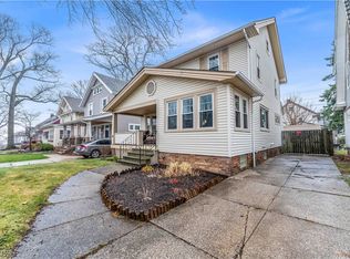 1667 Parkwood Rd, Lakewood, OH 44107