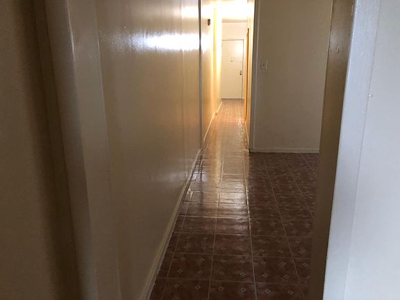 2nd image of 1218 Boynton Ave #3L