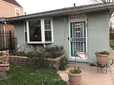 1341 W 49th Pl, Chicago, IL, 60609