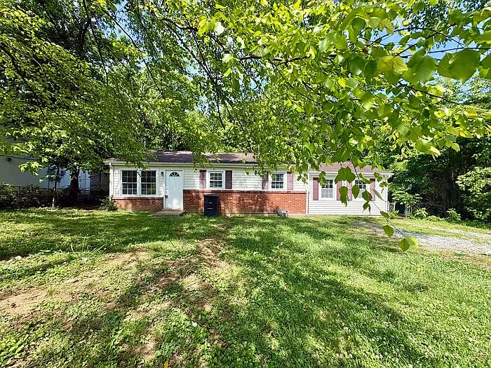 Building Photo - 4020 Hutson Ave