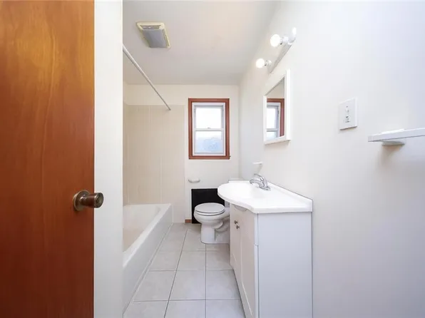 25 Lincoln Avenue image 16 of 26