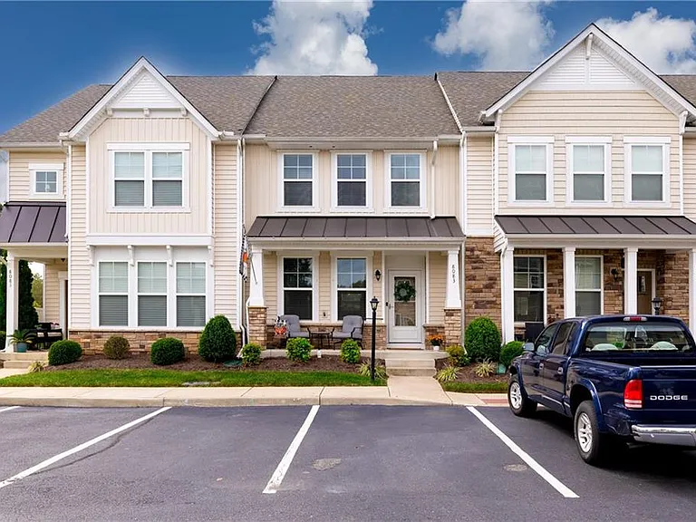 8083 Rutland Village Dr #1 — Photo 2