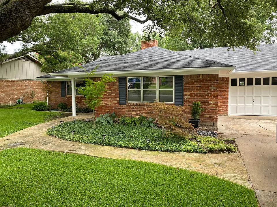 3621 Winifred Dr