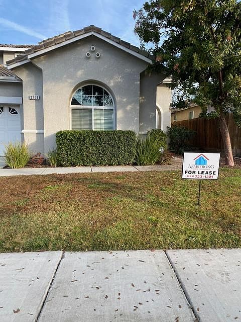 1st image of 3206 W Elowin Ave