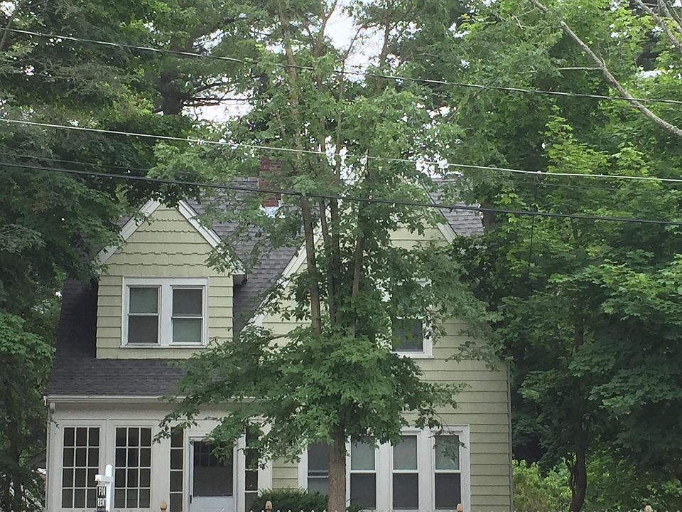670 Worcester St, Wellesley, MA 02482 Zillow