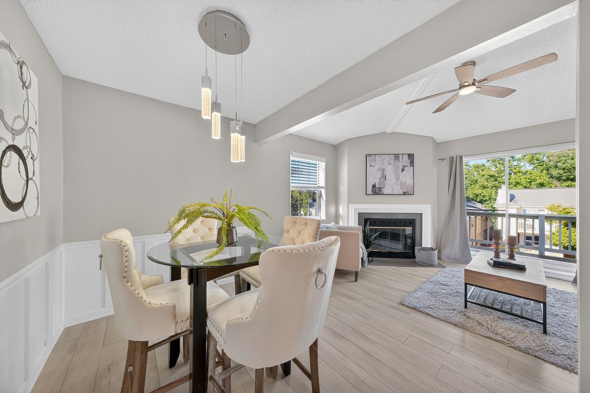 next background image