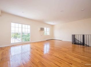 2022 Steinway St APT 2R, Astoria, NY 11105
