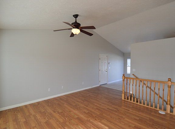 2nd image of 3840 S Summerwood Ln