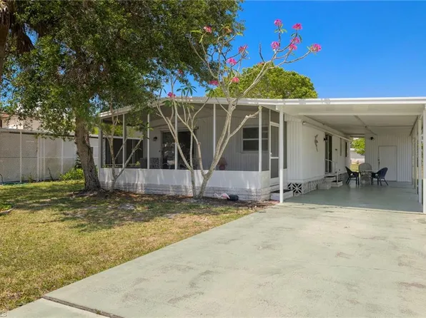 853 Manatee RD, NAPLES, FL 34114