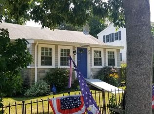 28 Quaker Rd, Plymouth, MA 02360