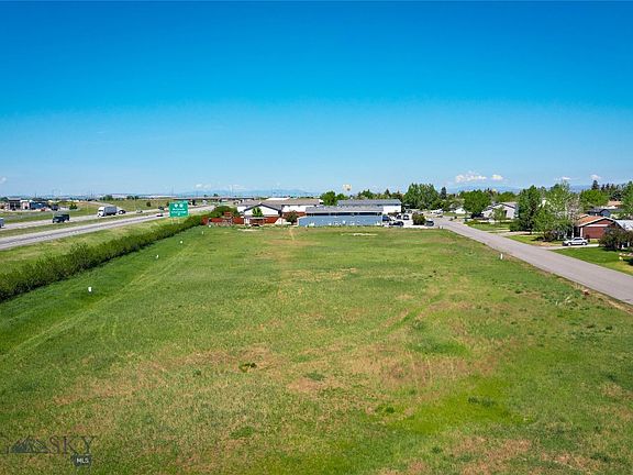 4th image of 7 Stiles Ave