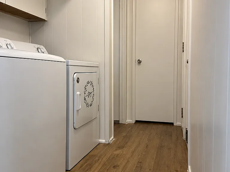 1820 Creekview Dr — Photo 7